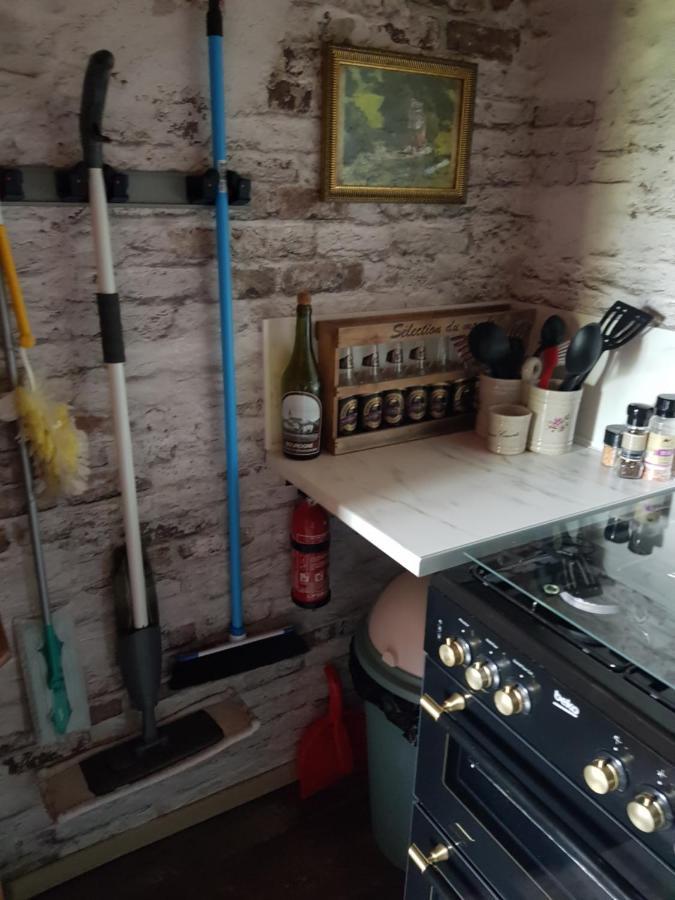 Appartement La Pensine du célèbre sorcier à Bourogne Extérieur photo